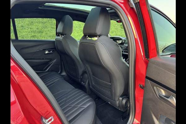 Peugeot 208 1.2 PureTech GT Pack Massagestoel | Stoelverwarming |Pano | Camera | Apple Carplay