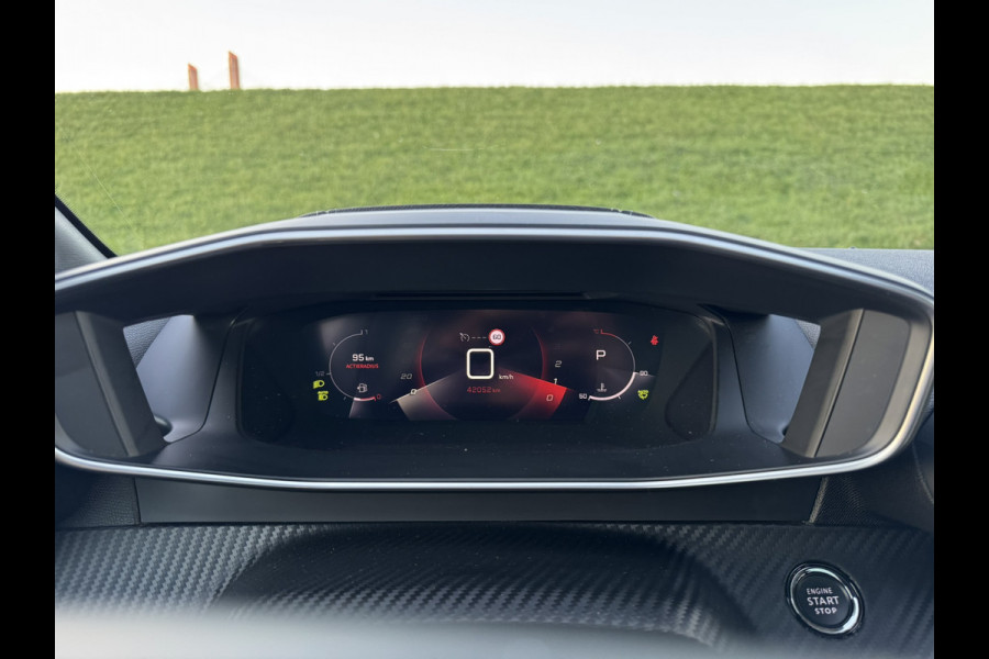 Peugeot 208 1.2 PureTech GT Pack Massagestoel | Stoelverwarming |Pano | Camera | Apple Carplay