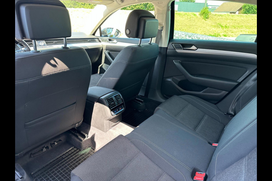 Volkswagen Passat 1.5 TSI Comfortline Business/ CarPlay/ DSG/ PDC V+A