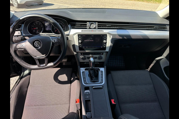 Volkswagen Passat 1.5 TSI Comfortline Business/ CarPlay/ DSG/ PDC V+A