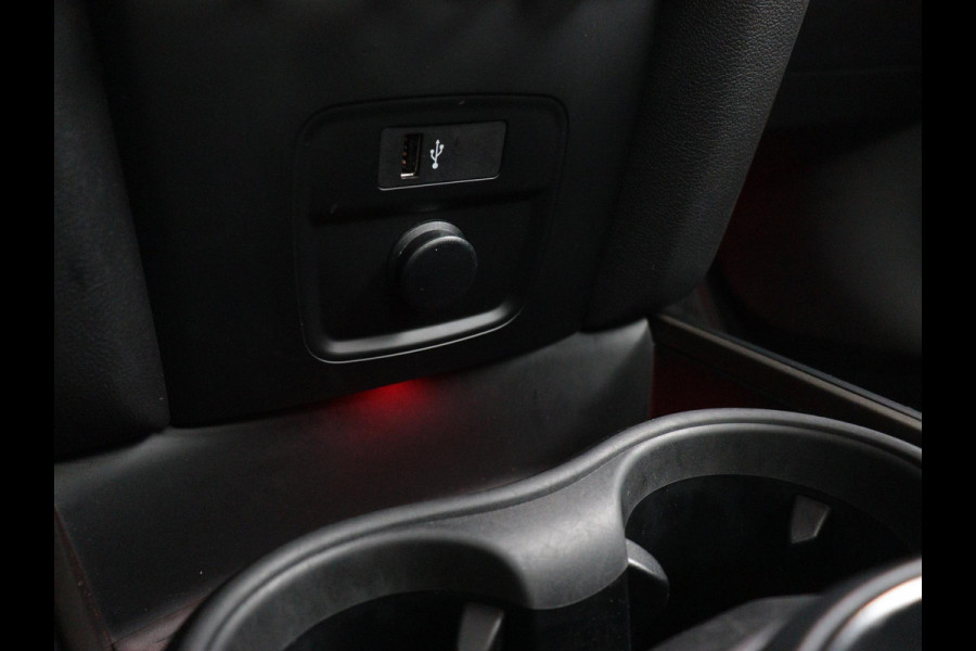 MINI Countryman John Cooper Works ALL4 Automaat / Panoramadak / Recaro Sportstoelen / Head-Up Display / LED / Navigatie Plus / 19 Inch / Achteruitrijcamera / Harman Kardon / Stoelverwarming / Lichtpakket