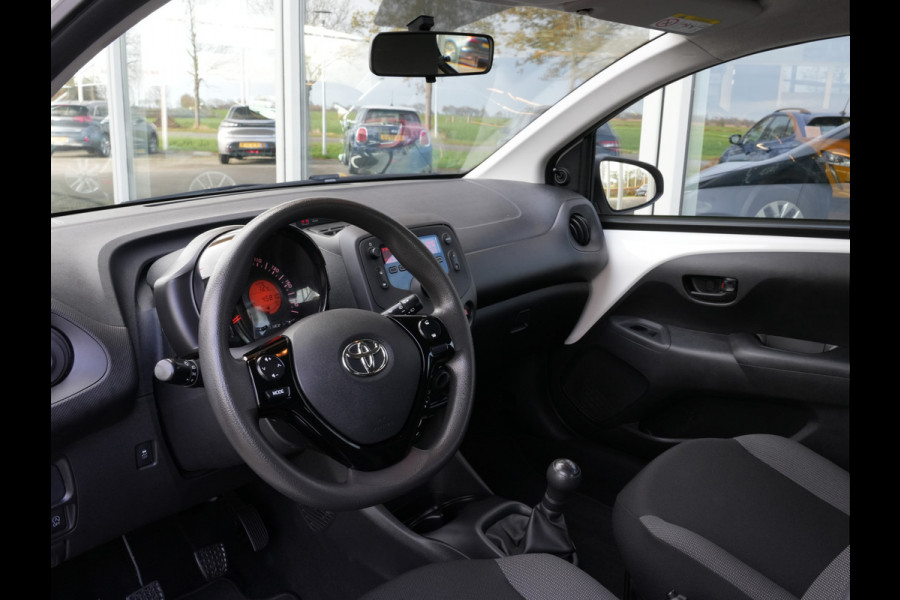 Toyota Aygo 1.0 VVT-i x-fun | Airco | Limiter | Bluetooth