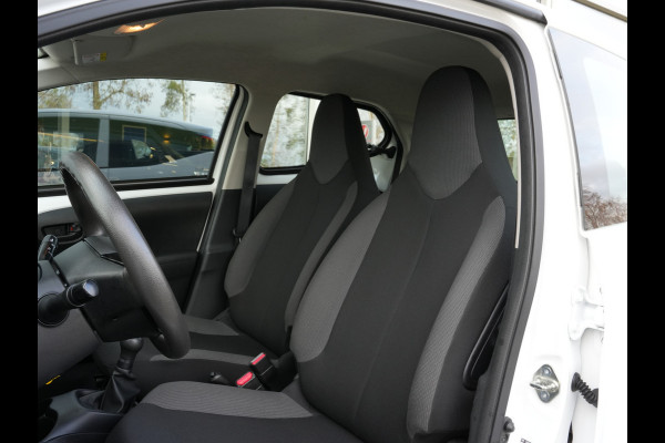 Toyota Aygo 1.0 VVT-i x-fun | Airco | Limiter | Bluetooth