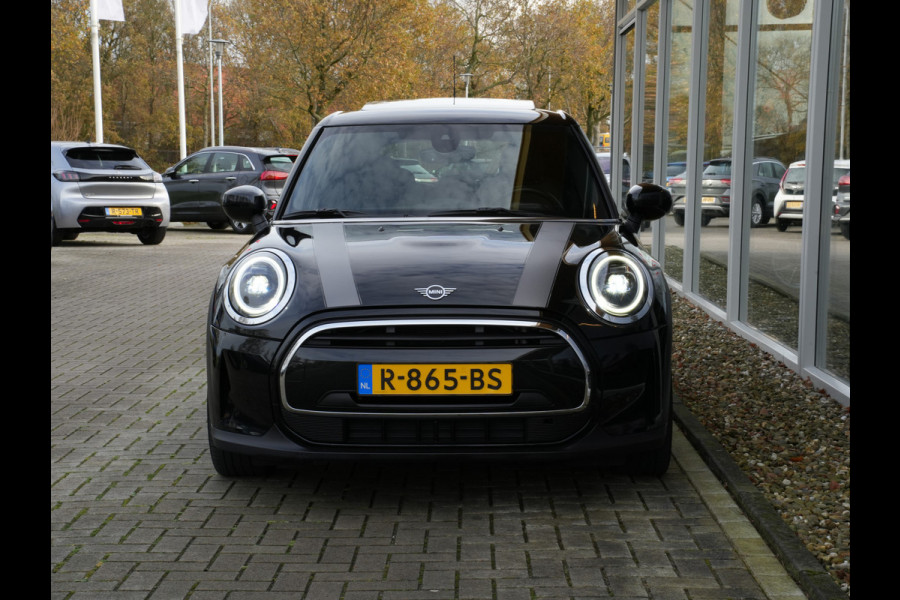 MINI Mini 1.5 Automaat Cooper Business Edition | Navigatie | Pano | LED | Leer | Climate Control