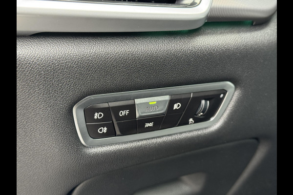 BMW X5 xDrive45e High Executive M Sport Pakket Automaat / Live Cockpit Professional / Panoramadak / Trekhaak / Comfortstoelen / Head-Up Display / Luchtvering / Driving Assistant Professional / Hifi / Stoelverwarming voor+achter /
