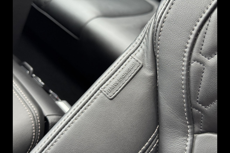 BMW X5 xDrive45e High Executive M Sport Pakket Automaat / Live Cockpit Professional / Panoramadak / Trekhaak / Comfortstoelen / Head-Up Display / Luchtvering / Driving Assistant Professional / Hifi / Stoelverwarming voor+achter /