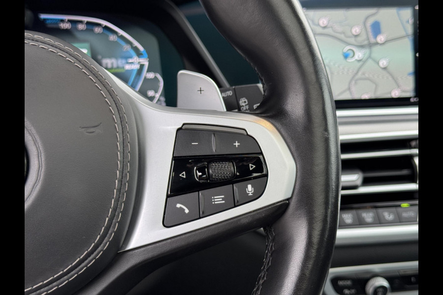 BMW X5 xDrive45e High Executive M Sport Pakket Automaat / Live Cockpit Professional / Panoramadak / Trekhaak / Comfortstoelen / Head-Up Display / Luchtvering / Driving Assistant Professional / Hifi / Stoelverwarming voor+achter /