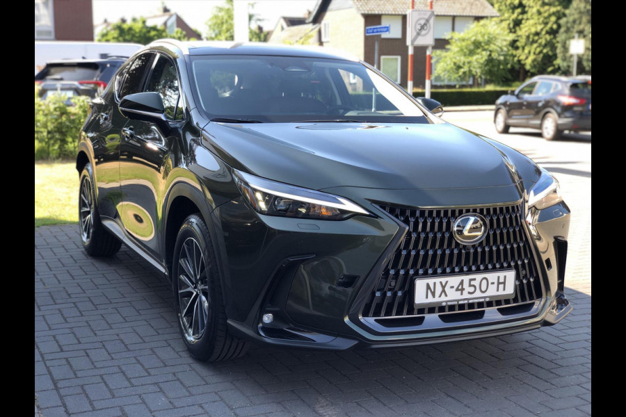 Lexus NX 450h+ AWD Luxury Line Plus | Panoramadak, 360 Camera, Leer, Groot scherm, Dodehoekherkenning, Stoel + Stuurverwarming
