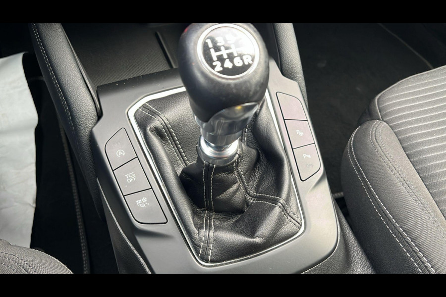 Ford FOCUS Wagon 1.0 EcoBoost Hybrid Titanium X Business 125pk | Winterpack | Adaptieve Cruise | Elek. Achterklep | 17 Inch Licht metaal