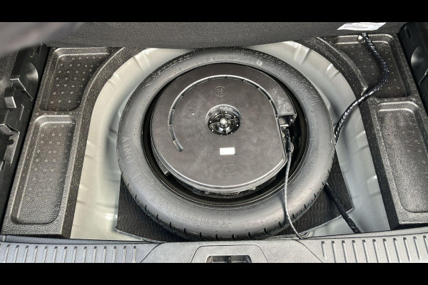 Ford FOCUS Wagon 1.0 EcoBoost Hybrid Titanium X Business 125pk | Winterpack | Adaptieve Cruise | Elek. Achterklep | 17 Inch Licht metaal