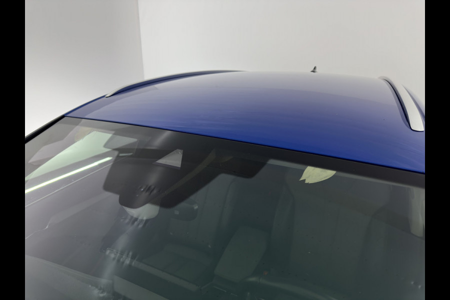 Škoda ENYAQ iV 80 [ 3-Fase ] {SOH-88% } (INCL-BTW) *LEATHER-FABRIC | FULL-LED | DIGI-COCKPIT | CAMERA | KEYLESS | NAVI-FULLMAP | AMBIENT-LIGHT | ECC | HEATED-COMFORTSEATS | DAB+ | PDC | CRUISE | CARPLAY | TOWBAR | 19"ALU*