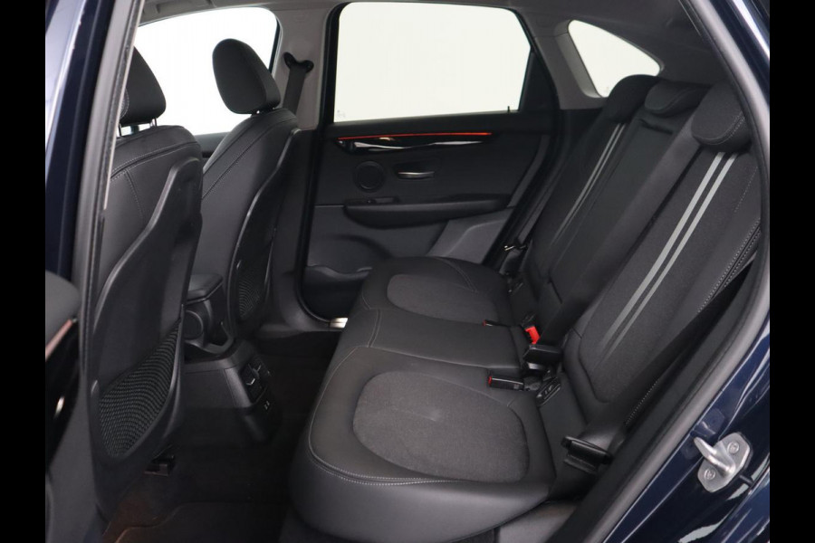 BMW 2 Serie Active Tourer 225xe iPerformance | Sport Line | Stoelverwarming | Full LED | Navigatie | Parkeerhulp | Sportstoelen | Bluetooth | Climate control | Getint glas | Cruise control | PHEV | Plug In