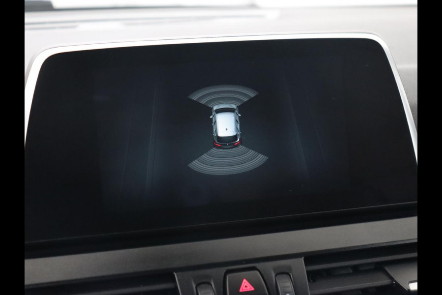 BMW 2 Serie Active Tourer 225xe iPerformance | Sport Line | Stoelverwarming | Full LED | Navigatie | Parkeerhulp | Sportstoelen | Bluetooth | Climate control | Getint glas | Cruise control | PHEV | Plug In