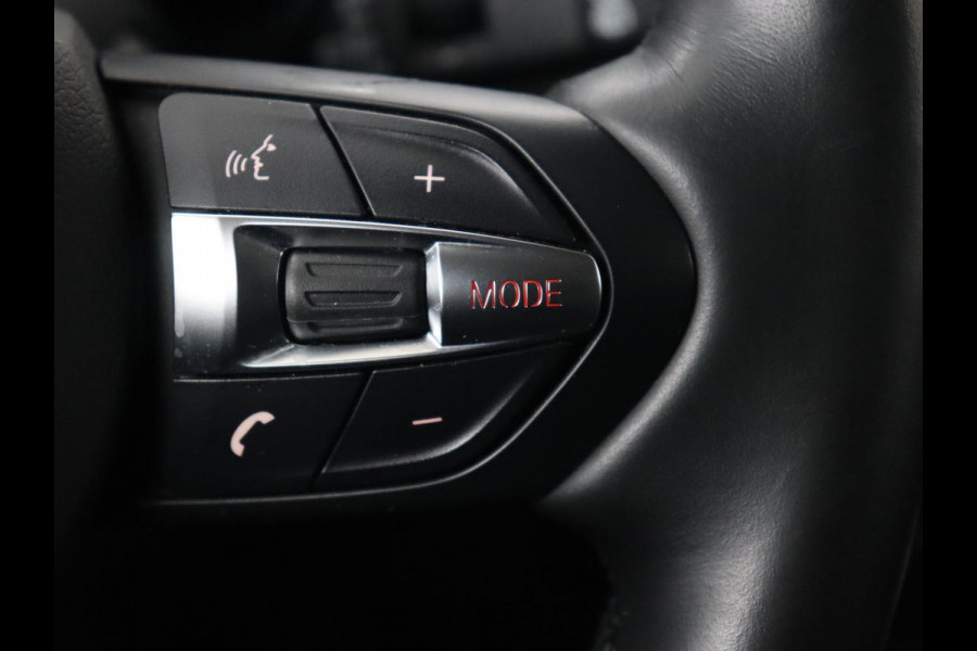 BMW 2 Serie Active Tourer 225xe iPerformance | Sport Line | Stoelverwarming | Full LED | Navigatie | Parkeerhulp | Sportstoelen | Bluetooth | Climate control | Getint glas | Cruise control | PHEV | Plug In