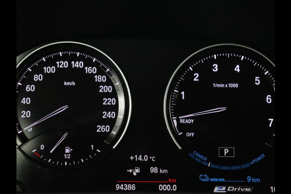 BMW 2 Serie Active Tourer 225xe iPerformance | Sport Line | Stoelverwarming | Full LED | Navigatie | Parkeerhulp | Sportstoelen | Bluetooth | Climate control | Getint glas | Cruise control | PHEV | Plug In