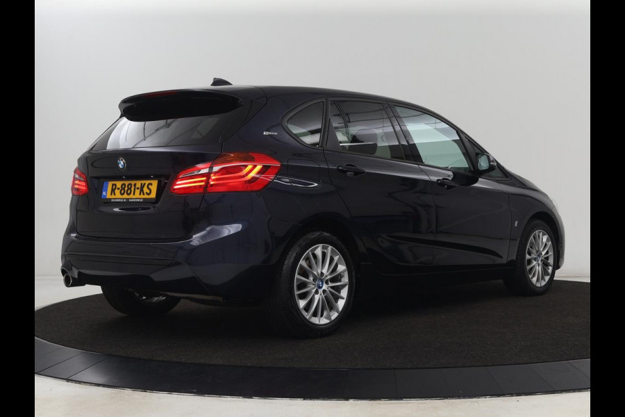 BMW 2 Serie Active Tourer 225xe iPerformance | Sport Line | Stoelverwarming | Full LED | Navigatie | Parkeerhulp | Sportstoelen | Bluetooth | Climate control | Getint glas | Cruise control | PHEV | Plug In