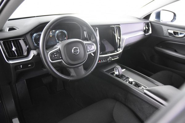 Volvo V60 2.0 B3 Momentum *1ste Eigenaar*Panoramadak*Stoelverwarming*
