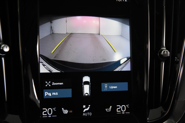 Volvo V60 2.0 B3 Momentum *1ste Eigenaar*Panoramadak*Stoelverwarming*