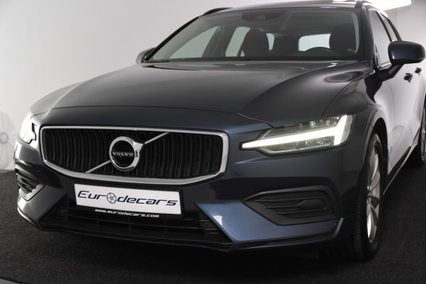 Volvo V60 2.0 B3 Momentum *1ste Eigenaar*Panoramadak*Stoelverwarming*