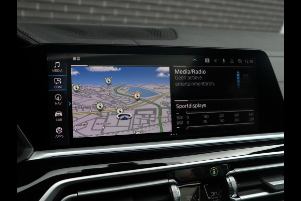 BMW X5 xDrive45e High Executive M Sport Pakket Automaat /  Live Cockpit Professional / Panoramadak / Driving Assistant Professional / Trekhaak / Luchtvering / Comfortstoelen / M Sportremsysteem / 21 Inch / Hifi / Parkeerhulpsysteem Plus