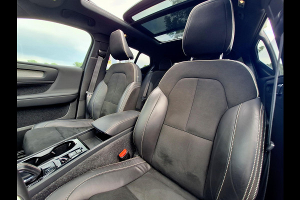 Volvo XC40 1.5 T4 Recharge R-Design | Trekhaak 1800kg | Pano | Leder Alcantara | Two Tone | (occasion)