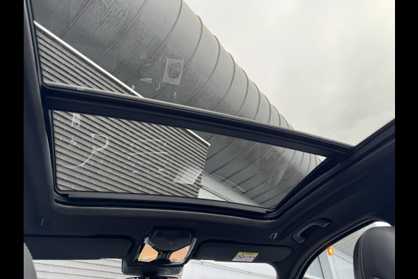 BMW X3 xDrive30i High Executive M Sport Pakket Automaat / Navigatiesysteem Professional / Panoramadak / Trekhaak / Driving Assistant / Adaptief Onderstel / Elektrisch Verstelbare Stoelen / Hifi / Stoelverwarming / Extra Getint Glas / 20 Inch