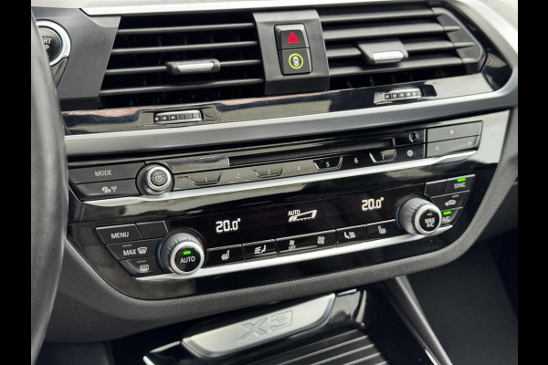 BMW X3 xDrive30i High Executive M Sport Pakket Automaat / Navigatiesysteem Professional / Panoramadak / Trekhaak / Driving Assistant / Adaptief Onderstel / Elektrisch Verstelbare Stoelen / Hifi / Stoelverwarming / Extra Getint Glas / 20 Inch