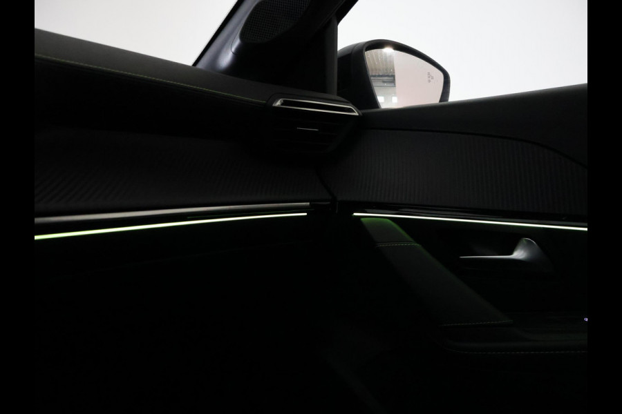 Peugeot 208 1.2 PT 100 PK GT + SPORTSTOELEN | 17 INCH | CAMERA | SFEERVERLICHTING | NAVIGATIE | CARPLAY | DAB