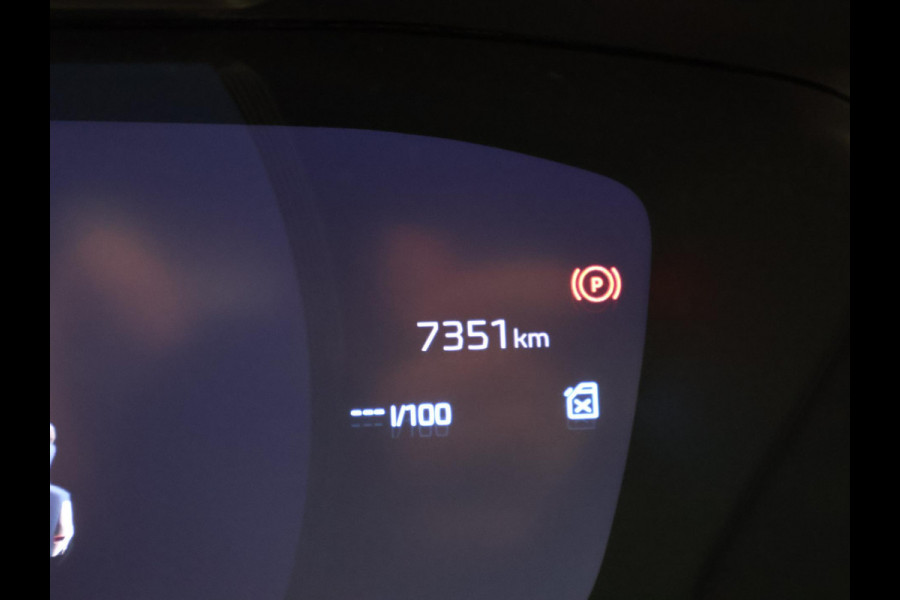 Peugeot 208 1.2 PT 100 PK GT + SPORTSTOELEN | 17 INCH | CAMERA | SFEERVERLICHTING | NAVIGATIE | CARPLAY | DAB