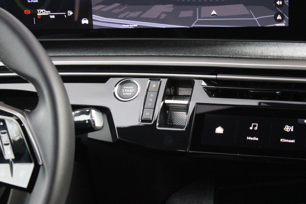 Peugeot 3008 1.2 Hybrid 145PK ALLURE | 360° CAMERA | KEYLESS ENTRY/START | STUUR VERWARMING | ALARM | DODEHOEK DETECTIE | 19" LICHTMETALEN VELGEN | NAVIGATIE | DRAADLOZE APPLE CARPLAY/ANDROID AUTO | ADAPTIVE CRUISE CONTROL | CLIAMTE CONTROL | PARKEERSENSOREN VOOR EN ACHTER |