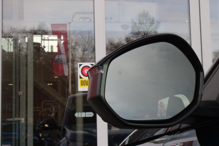 Peugeot 3008 1.2 Hybrid 145PK ALLURE | 360° CAMERA | KEYLESS ENTRY/START | STUUR VERWARMING | ALARM | DODEHOEK DETECTIE | 19" LICHTMETALEN VELGEN | NAVIGATIE | DRAADLOZE APPLE CARPLAY/ANDROID AUTO | ADAPTIVE CRUISE CONTROL | CLIAMTE CONTROL | PARKEERSENSOREN VOOR EN ACHTER |