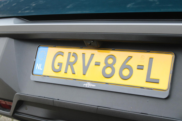 Peugeot 3008 1.2 Hybrid 145PK ALLURE | 360° CAMERA | KEYLESS ENTRY/START | STUUR VERWARMING | ALARM | DODEHOEK DETECTIE | 19" LICHTMETALEN VELGEN | NAVIGATIE | DRAADLOZE APPLE CARPLAY/ANDROID AUTO | ADAPTIVE CRUISE CONTROL | CLIAMTE CONTROL | PARKEERSENSOREN VOOR EN ACHTER |