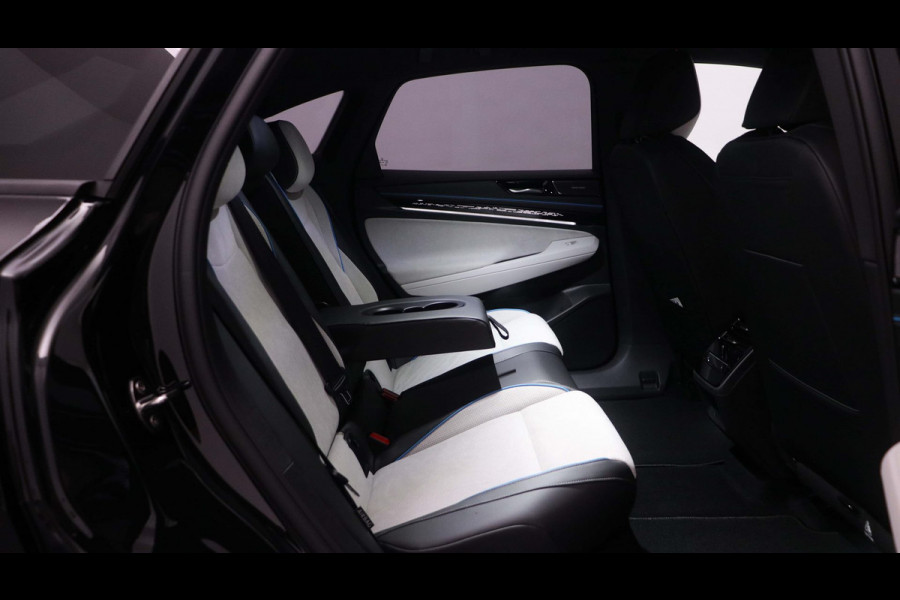 Volkswagen ID.7 Pro Business 77 kWh 286pk Massagestoelen Warmtepomp / Demonstratieauto