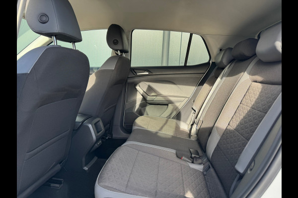 Volkswagen T-Cross 1.0 TSI Style * Carplay * Side Assist * Led * Adaptieve Cruise Control *