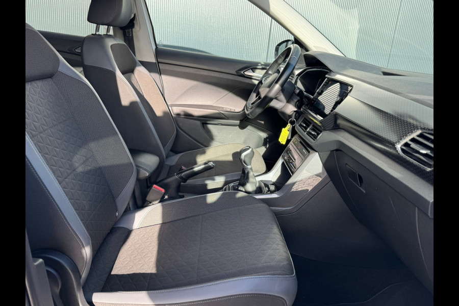 Volkswagen T-Cross 1.0 TSI Style * Carplay * Side Assist * Led * Adaptieve Cruise Control *