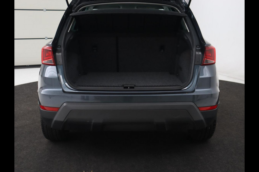Seat Arona 1.0 TSI Style | Carplay | Navigatie | Parkeerhulp | Climate control | Cruise control | Bluetooth