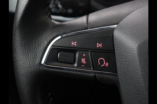 Seat Arona 1.0 TSI Style | Carplay | Navigatie | Parkeerhulp | Climate control | Cruise control | Bluetooth