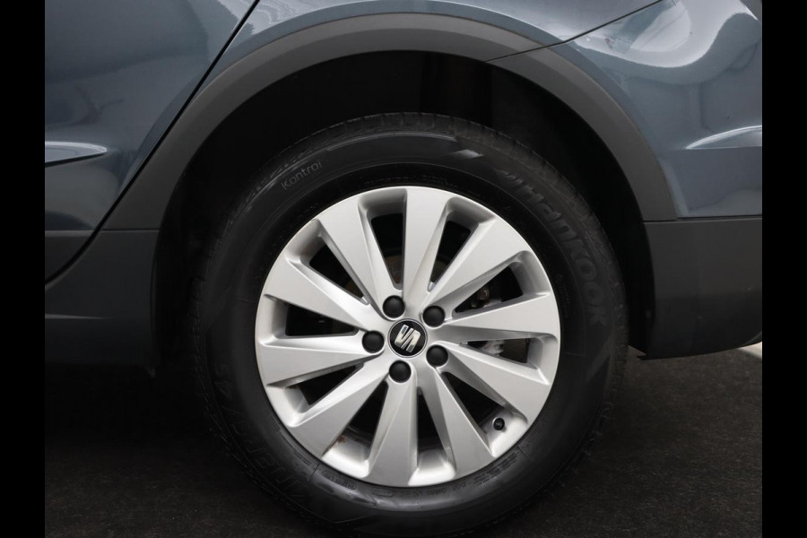 Seat Arona 1.0 TSI Style | Carplay | Navigatie | Parkeerhulp | Climate control | Cruise control | Bluetooth