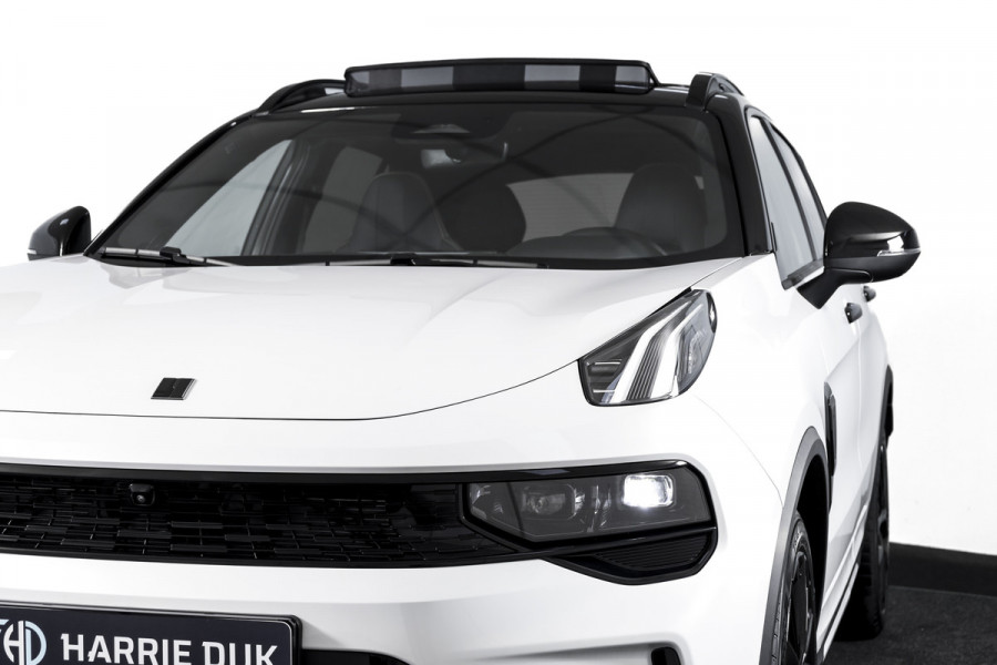 Lynk & Co 01 1.5 PHEV More - MY25 Nieuw model | S/K-panodak | Dig. Cockpit | Stoel-+Stuurverw. | 360 Camera | Adapt. Cruise | Memory | Elek. klep | LM 20" |