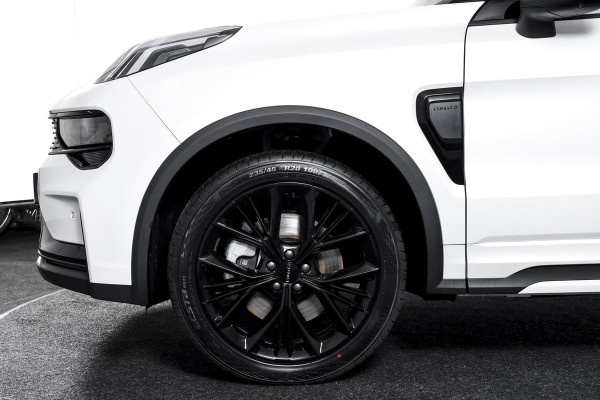 Lynk & Co 01 1.5 PHEV More - MY25 Nieuw model | S/K-panodak | Dig. Cockpit | Stoel-+Stuurverw. | 360 Camera | Adapt. Cruise | Memory | Elek. klep | LM 20" |