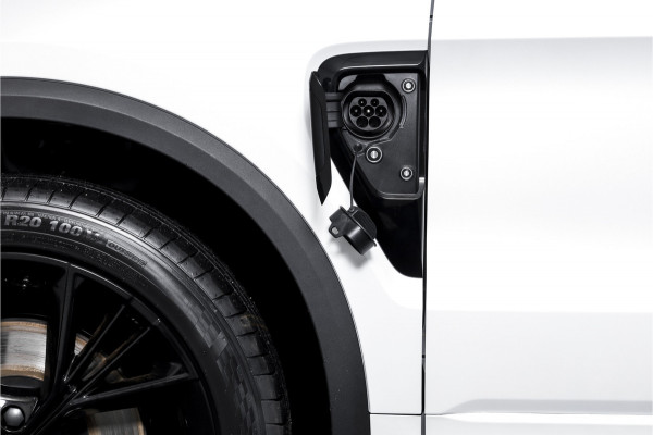 Lynk & Co 01 1.5 PHEV More - MY25 Nieuw model | S/K-panodak | Dig. Cockpit | Stoel-+Stuurverw. | 360 Camera | Adapt. Cruise | Memory | Elek. klep | LM 20" |