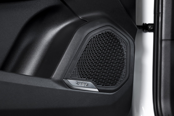 Lynk & Co 01 1.5 PHEV More - MY25 Nieuw model | S/K-panodak | Dig. Cockpit | Stoel-+Stuurverw. | 360 Camera | Adapt. Cruise | Memory | Elek. klep | LM 20" |