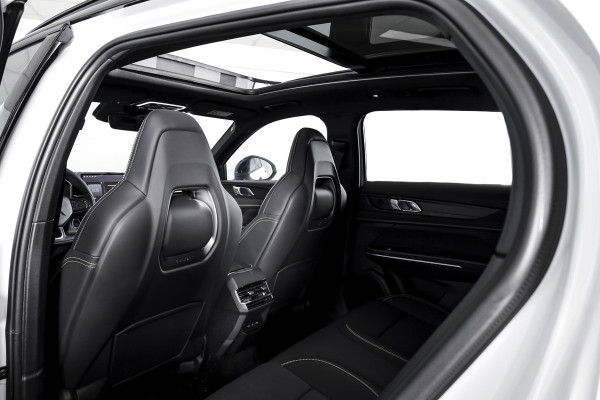 Lynk & Co 01 1.5 PHEV More - MY25 Nieuw model | S/K-panodak | Dig. Cockpit | Stoel-+Stuurverw. | 360 Camera | Adapt. Cruise | Memory | Elek. klep | LM 20" |