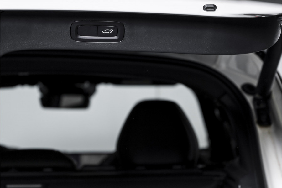 Lynk & Co 01 1.5 PHEV More - MY25 Nieuw model | S/K-panodak | Dig. Cockpit | Stoel-+Stuurverw. | 360 Camera | Adapt. Cruise | Memory | Elek. klep | LM 20" |