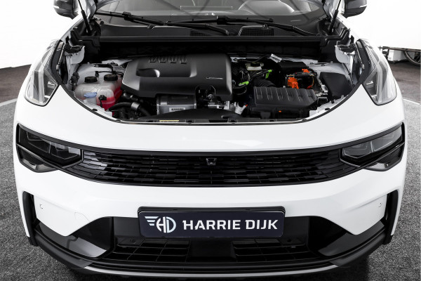 Lynk & Co 01 1.5 PHEV More - MY25 Nieuw model | S/K-panodak | Dig. Cockpit | Stoel-+Stuurverw. | 360 Camera | Adapt. Cruise | Memory | Elek. klep | LM 20" |