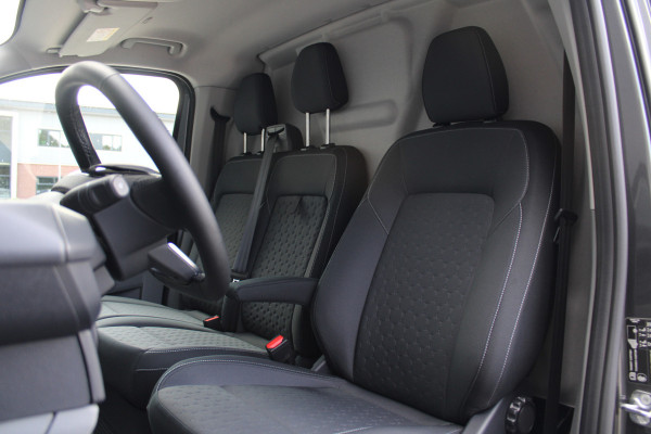 Ford Transit Custom 320 2.0 TDCI L2H1 Limited 150pk - Adaptive Cruise - Verwarmd stuur - Blind spot - Navigatie - Camera - Draadloos laden - Rijklaa