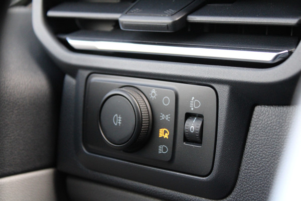 Ford Transit Custom 320 2.0 TDCI L2H1 Limited 150pk - Adaptive Cruise - Verwarmd stuur - Blind spot - Navigatie - Camera - Draadloos laden - Rijklaa