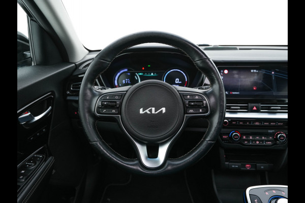 Kia e-Niro ExecutiveLine 64 kWh [ 3-Fase ] {SOH-100%} (INCL-BTW) Aut. *PANO | LUXURY-LEATHER | JBL-AUDIO | FULL-LED | NAVI-FULLMAP | DAB | ADAPTIVE-CRUISE | CAMERA | MEMORY-PACK | LANE-ASSIST | CCS-FASTLOADER | KEYLESS | DIGI-COCKPIT | 17"ALU*