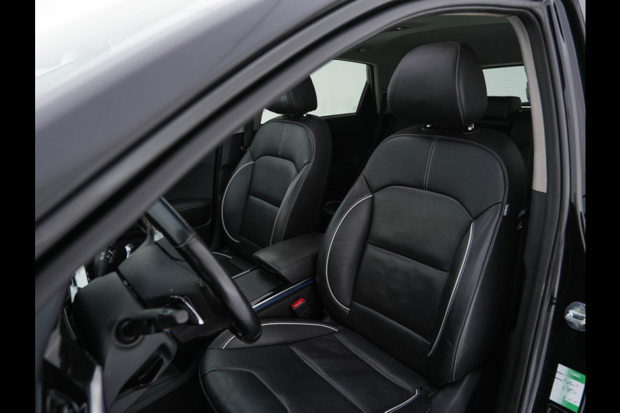 Kia e-Niro ExecutiveLine 64 kWh [ 3-Fase ] {SOH-100%} (INCL-BTW) Aut. *PANO | LUXURY-LEATHER | JBL-AUDIO | FULL-LED | NAVI-FULLMAP | DAB | ADAPTIVE-CRUISE | CAMERA | MEMORY-PACK | LANE-ASSIST | CCS-FASTLOADER | KEYLESS | DIGI-COCKPIT | 17"ALU*
