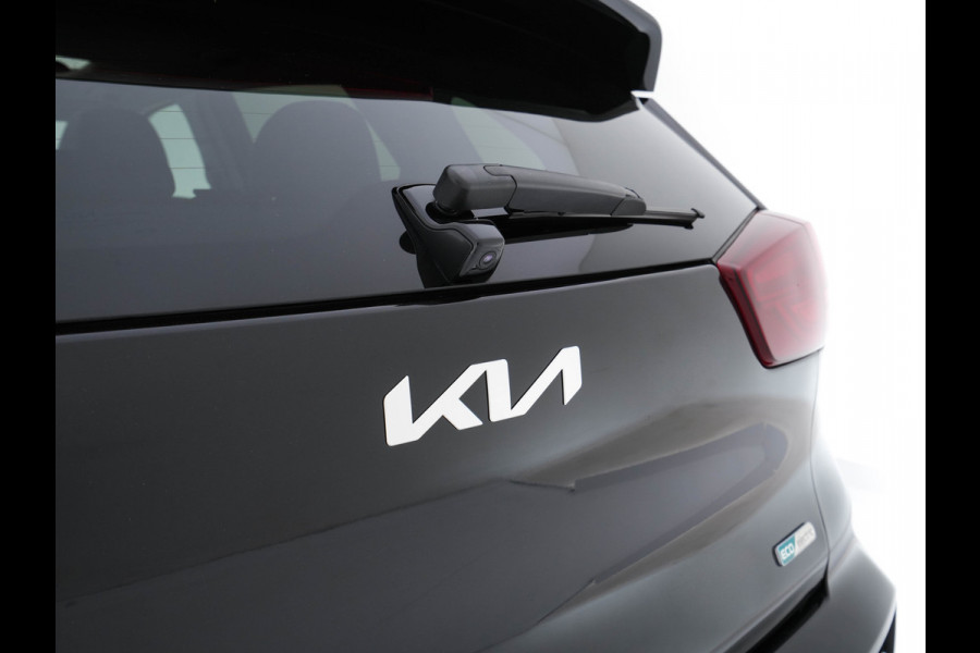 Kia e-Niro ExecutiveLine 64 kWh [ 3-Fase ] {SOH-100%} (INCL-BTW) Aut. *PANO | LUXURY-LEATHER | JBL-AUDIO | FULL-LED | NAVI-FULLMAP | DAB | ADAPTIVE-CRUISE | CAMERA | MEMORY-PACK | LANE-ASSIST | CCS-FASTLOADER | KEYLESS | DIGI-COCKPIT | 17"ALU*